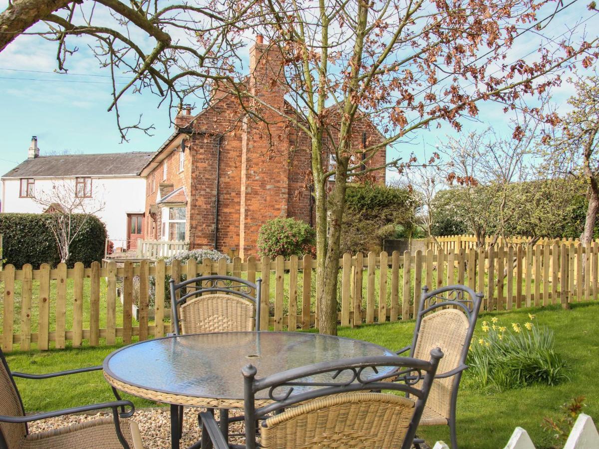 1 Royal Oak Cottages Shrewsbury Exterior photo
